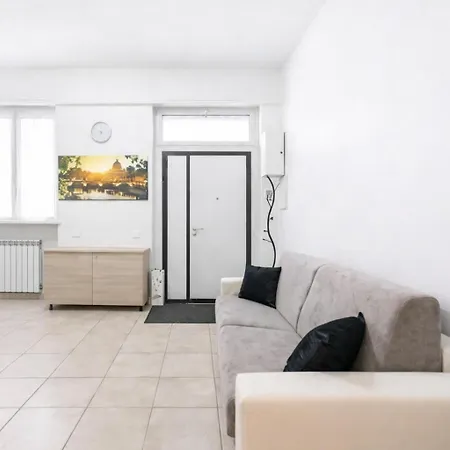 Apartament Domus Tiziano 30 Meters From The C Line Rzym